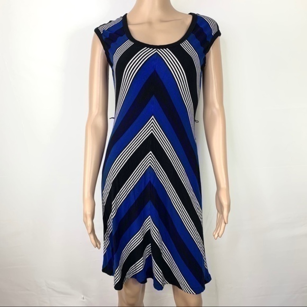 Cache Women’s Knees Dress sleeveless blue black